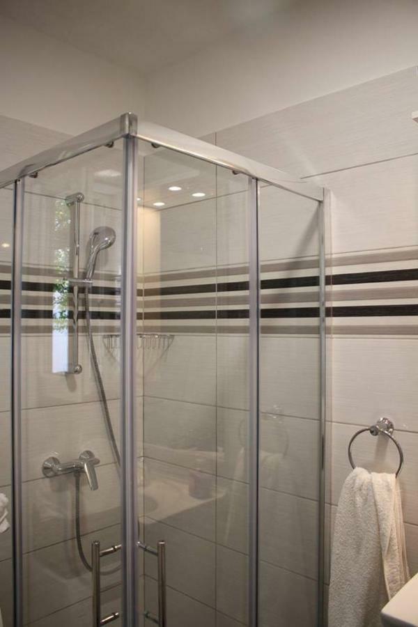 Apartments Holiday Башка-Вода Екстер'єр фото