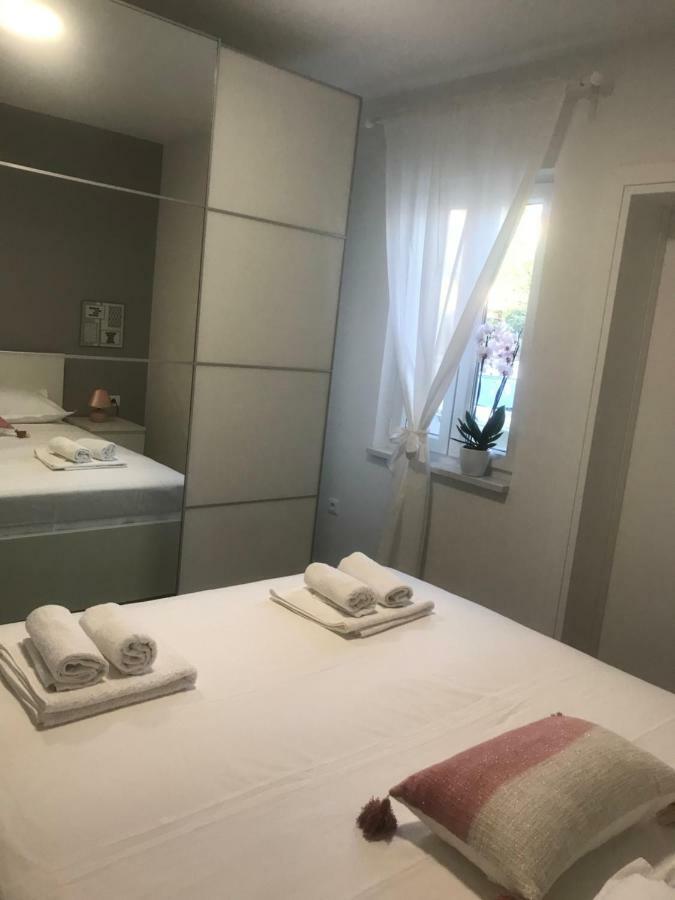Apartments Holiday Башка-Вода Екстер'єр фото